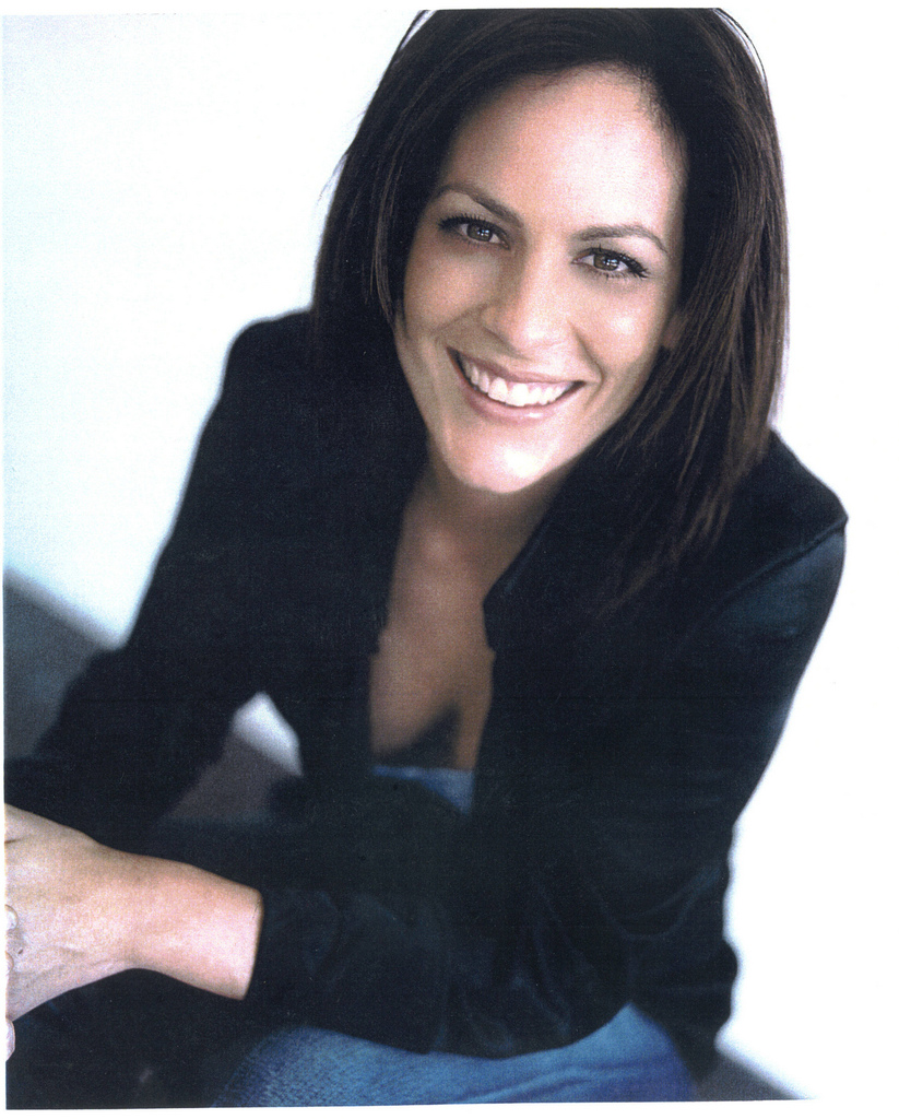 Annabeth Gish - Gallery Colection