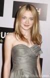 Dakota Fanning Westwood  California   29 01 09 Large Picture