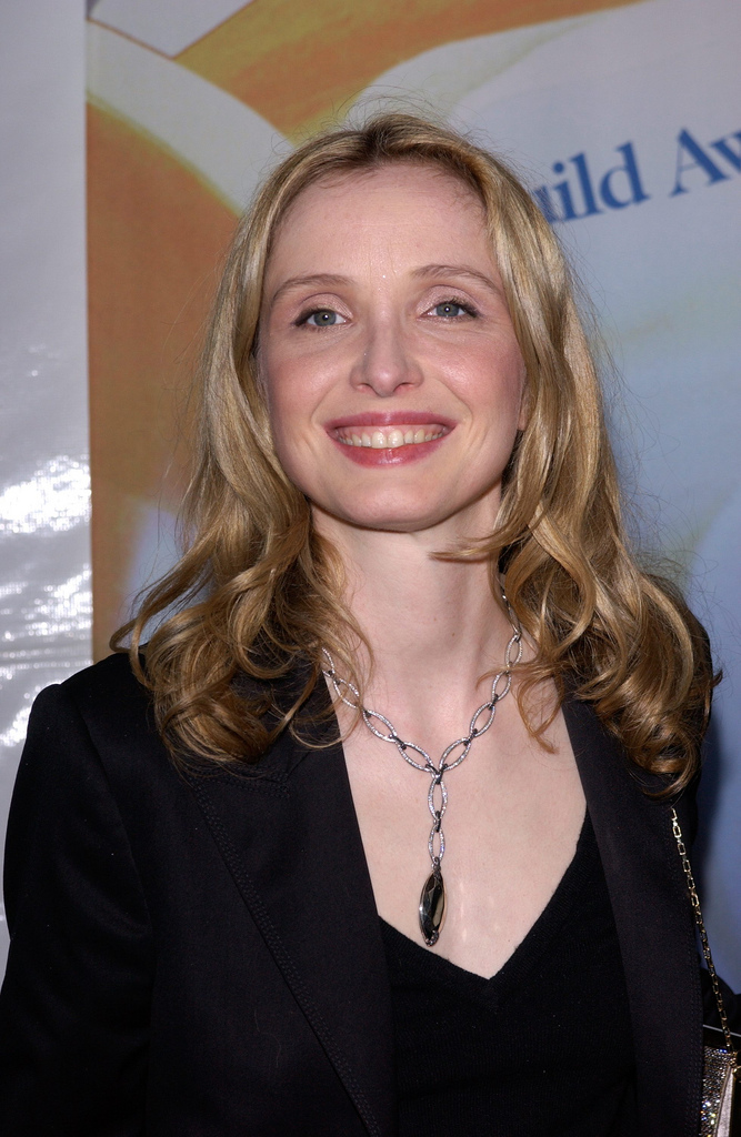 Julie Delpy - Photo Set