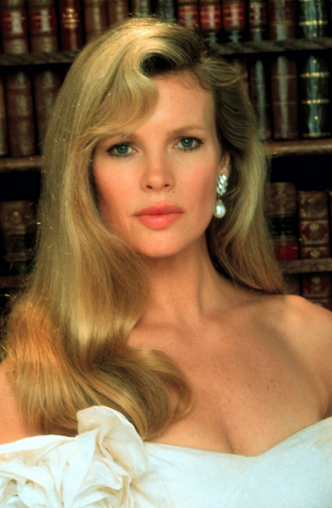 Kim Basinger - Images
