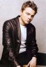 Leonardo DiCaprio Biography jpg