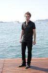 robert pattinson photo call for new moon in cannes