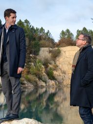 sortie dvd	
 Arrête Avec Tes Mensonges