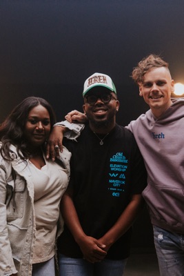  Elevation Worship Et Maverick City Music évoquent 