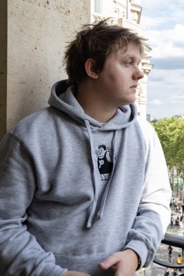  Sous Les Projecteurs : Lewis Capaldi Up Next Live en streaming ou téléchargement 