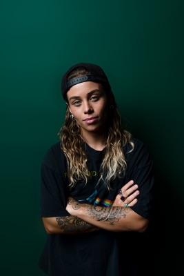  Tash Sultana évoque 