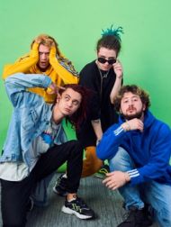 DVD GLAM GO! évoque « IDEALNAYA PRICHESKA »