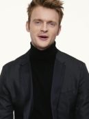 Télécharger FINNEAS Remercie Apple Music