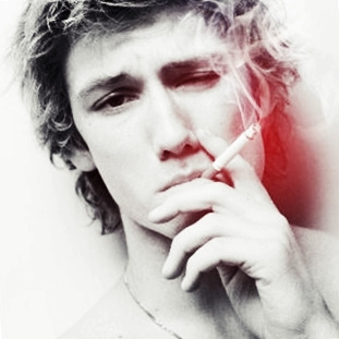 Alex Pettyfer