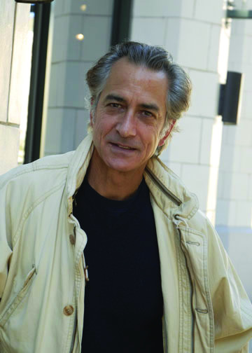 David Strathairn