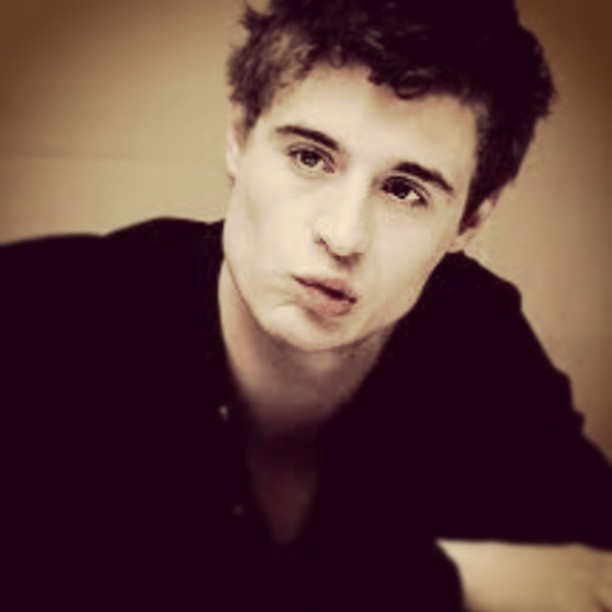 Max Irons