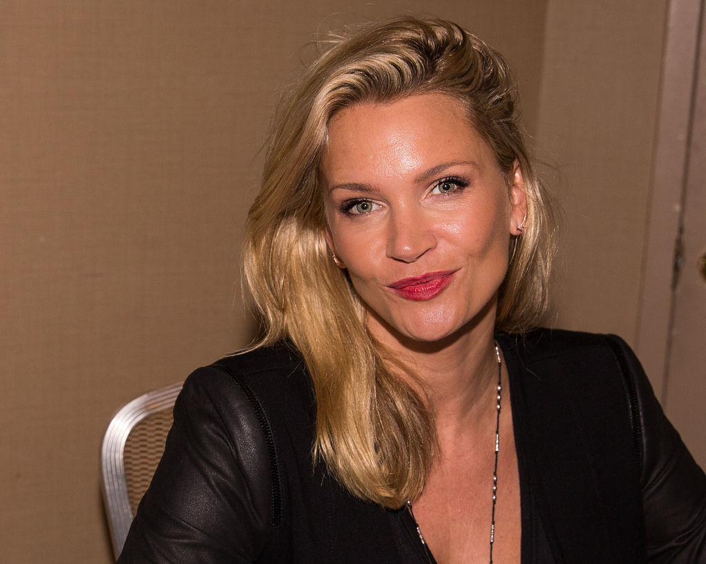 TOP 10 des Sorties Natasha Henstridge.